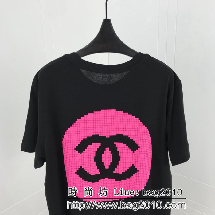 CHANEL香奈兒 19ss CoCo game center 限定款 前後發泡顆粒3D粉LOGO 定制棉黑色短袖 高版本男女同款 ydi2394